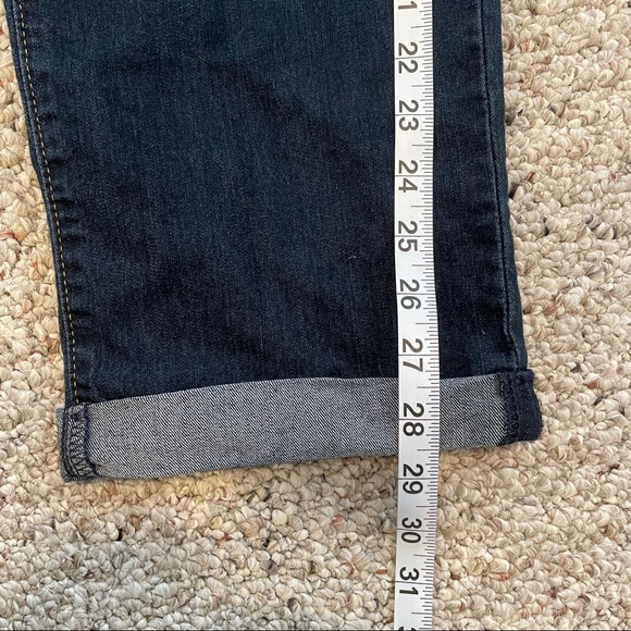 Denizen capris by Levi’s size 8 - Picture 8 of 8